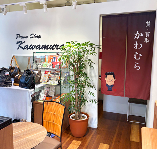 静岡店 販売フロア 入口
