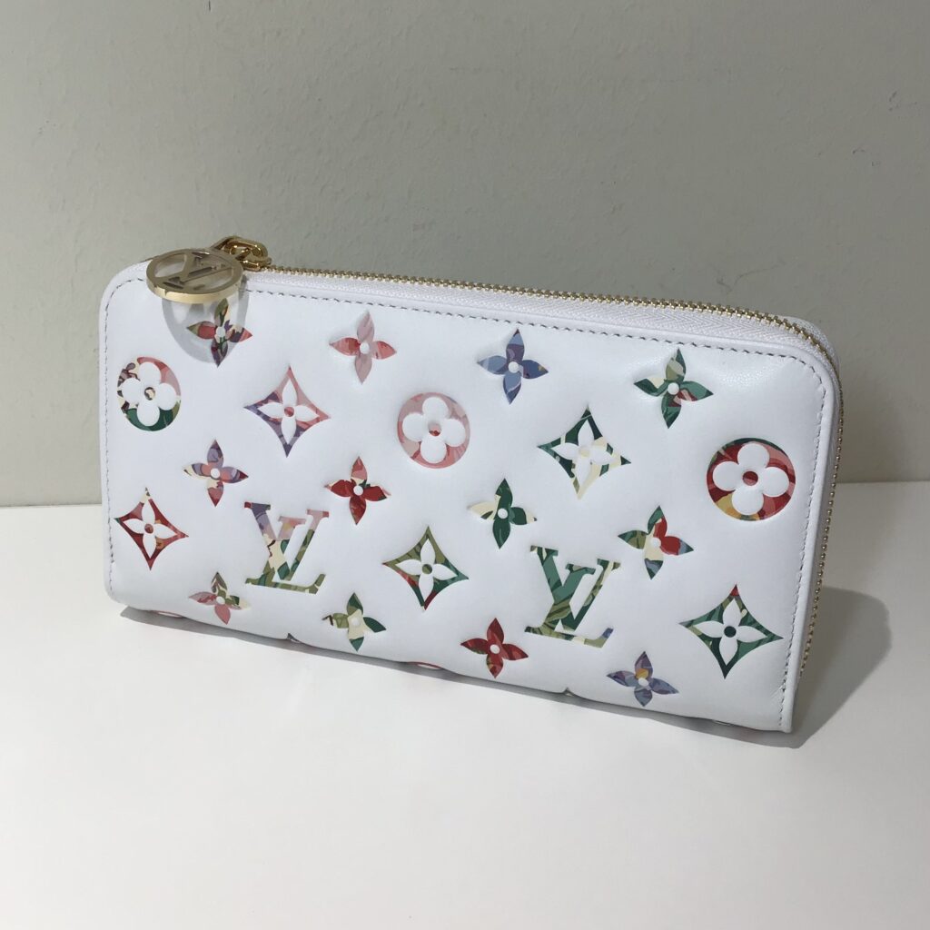 LV  LVガーデン ジッピー・ウォレット M81694