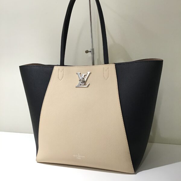 LV ロックミー カバトート M42289