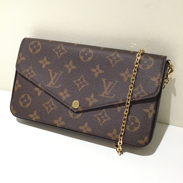 LV モノグラム ポシェット・フェリシー M81896