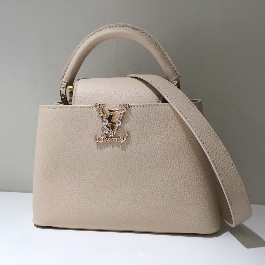 LV  トリヨン  カプシーヌBB  フラワー  M24473