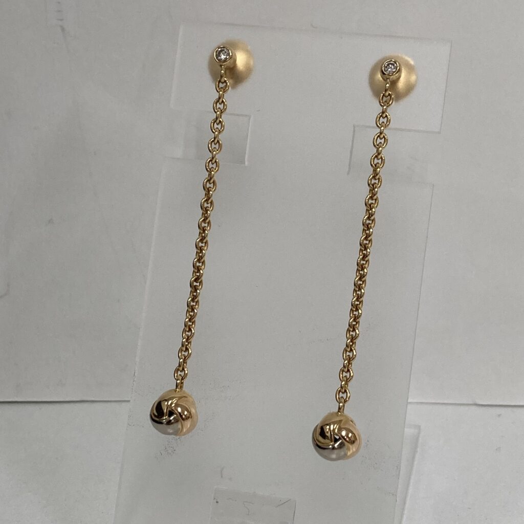 カルティエ　750スリーカラー　ベビートリニティ　ダイヤ　ピアス