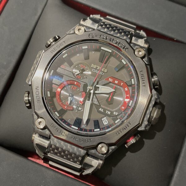 カシオ G-SHOCK MT-G MTG-B2000YBD-1AJF SS/樹脂/ソーラー/モバイルリンク 箱、保証書付き