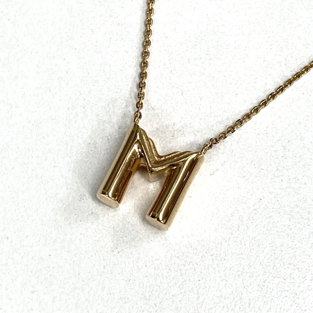 LV LV&ME 「M」プチネックレス M61068 箱付き