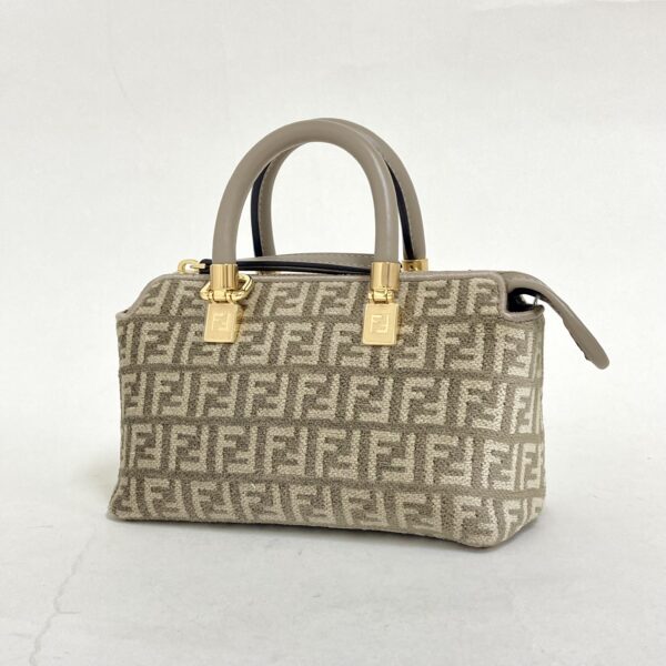 フェンディ ズッカ バイザウェイ ミニ 8BS067 AR1B F0E65 袋付き