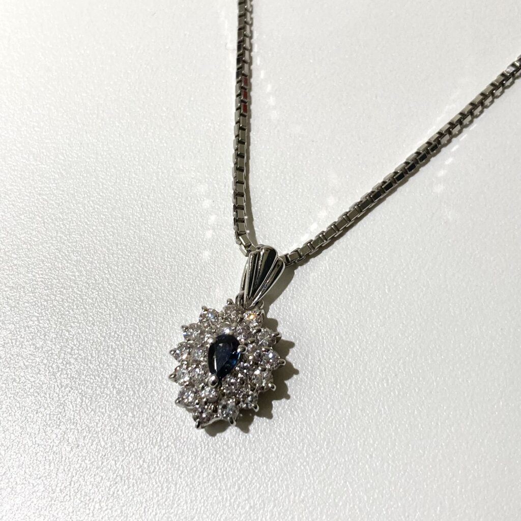 Pt850/900  アレキサンドライト0.12  ダイヤ0.58  ブラネックレス