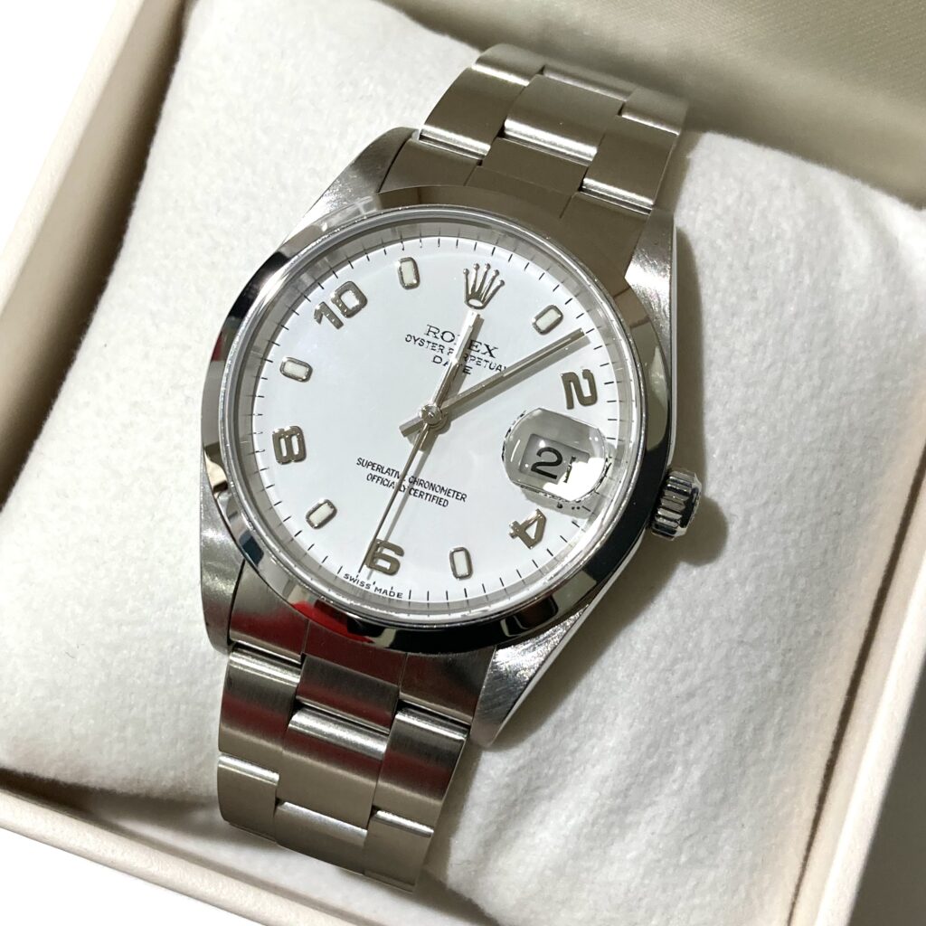 ロレックス  オイスターパーペチュアルデイト   124200  箱、保証書付き