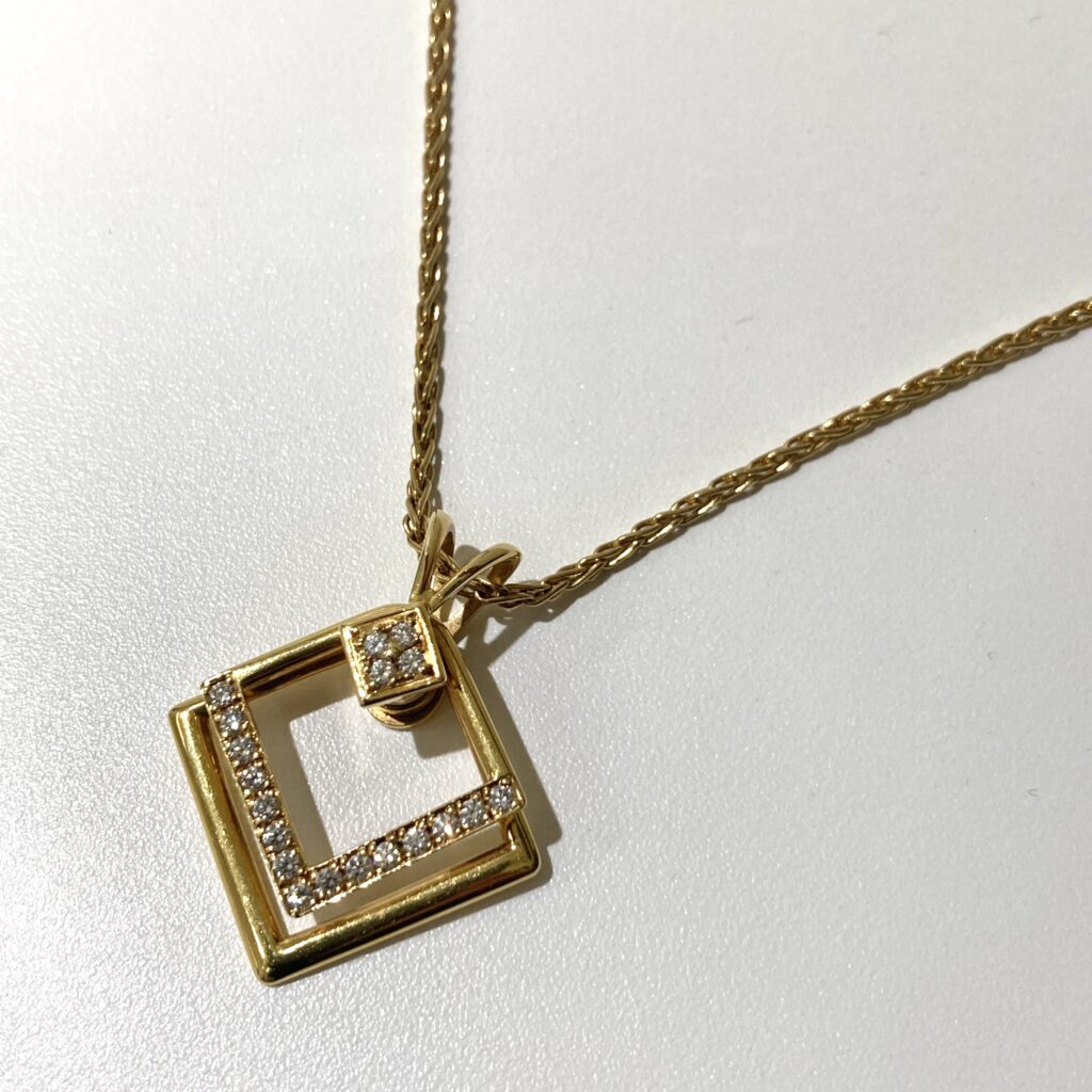 HCO  750  ダイヤ0.25  スイング  ネックレス