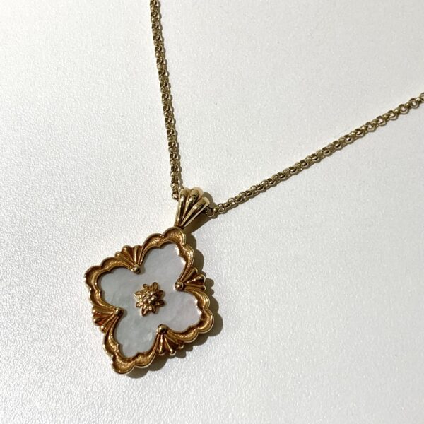 ブチェラッティ 750 オペラ チュール  シェル ネックレス