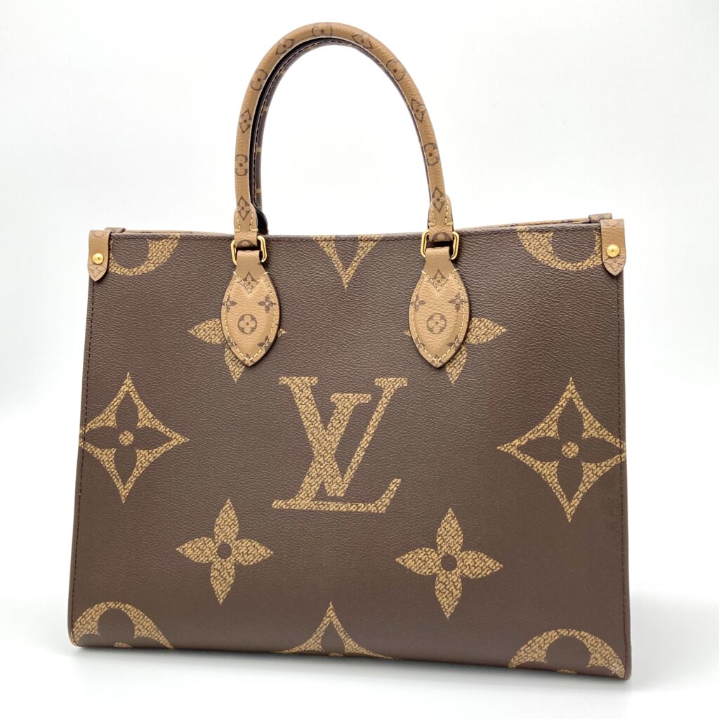 LV モノグラム •ジャイアント リバース オンザゴーMM M45321 箱付