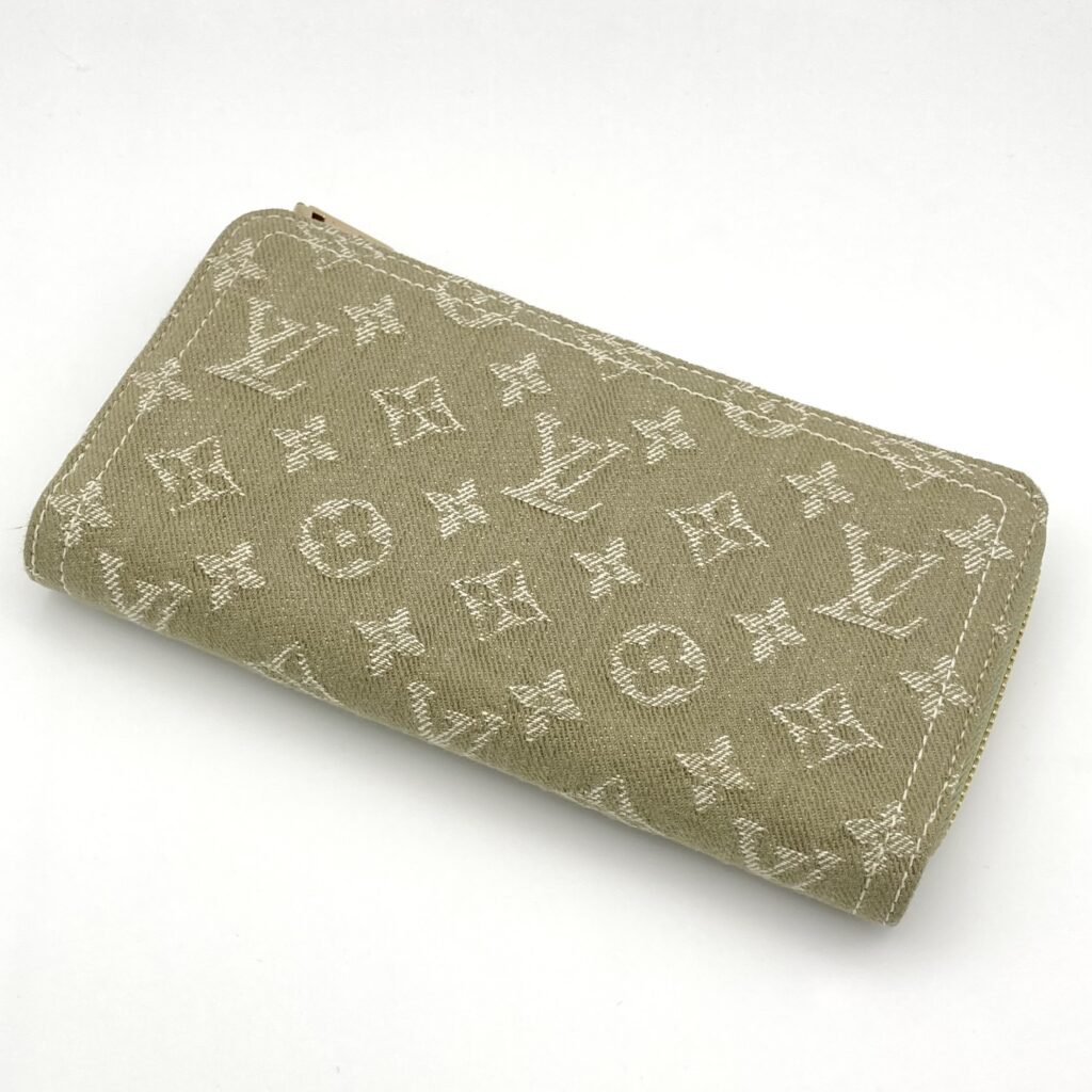 LV モノグラム・デニム ジッピー・ウォレット M28297